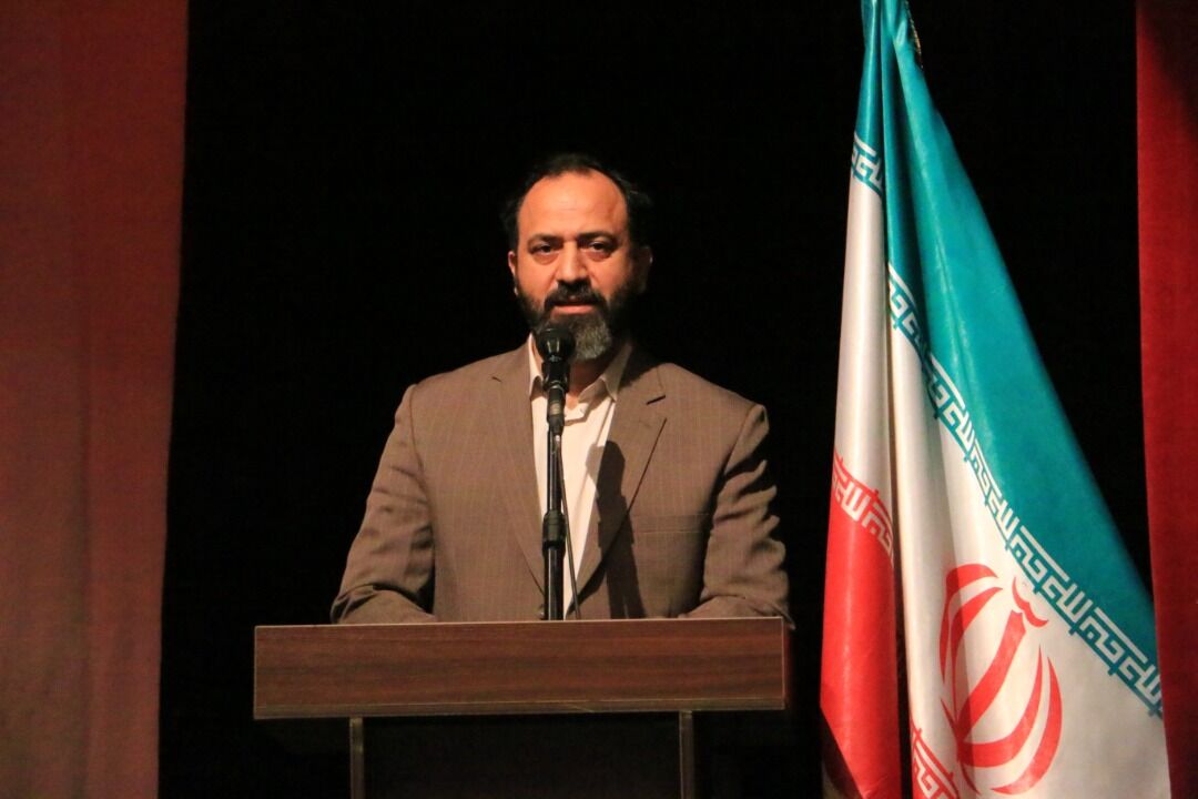 اعتبار بخشی به انجمن های  فرهنگی و هنری را به جد پیگیر هستیم
