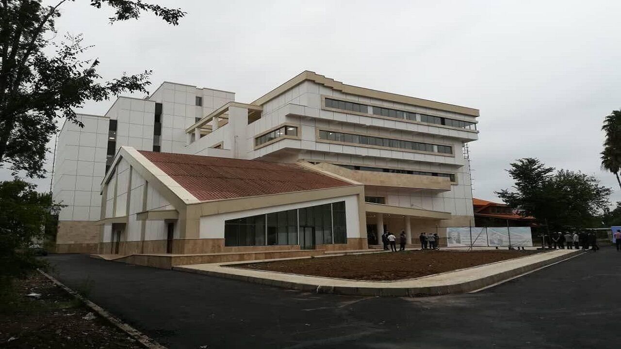 خاموشی ۱۸ ساله یک کتابخانه در رشت پشت گرههای کور