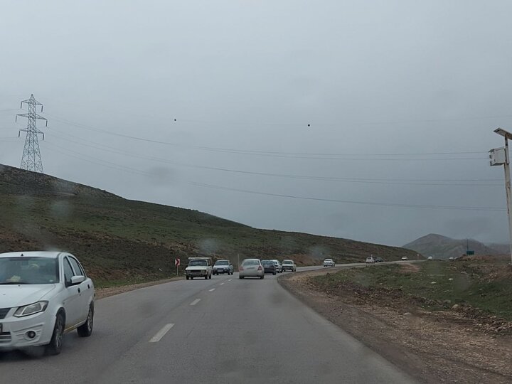 تردد خودرو  در همه جاده‌های گلستان جریان دارد