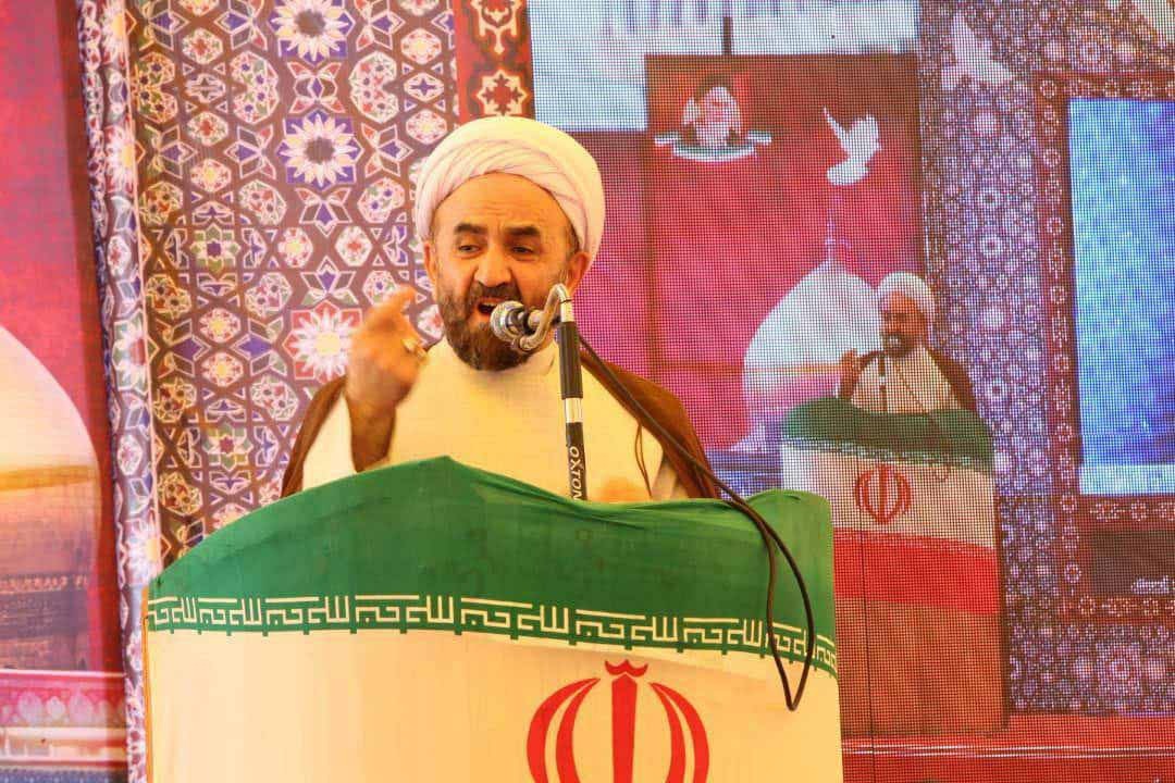 توصیه شهدا حضور در صحنه های مختلف انقلاب است