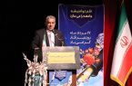 از حداکثر اختیاراتم برای پاسخ به مطالبات خبرنگاران استفاده می کنم