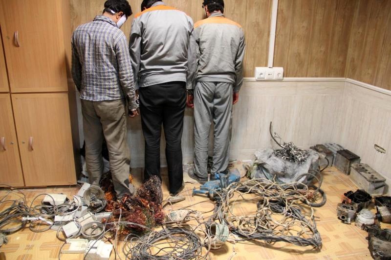 کشف ۸۰۰ کیلوگرم سیم برق سرقت شده در گیلان 