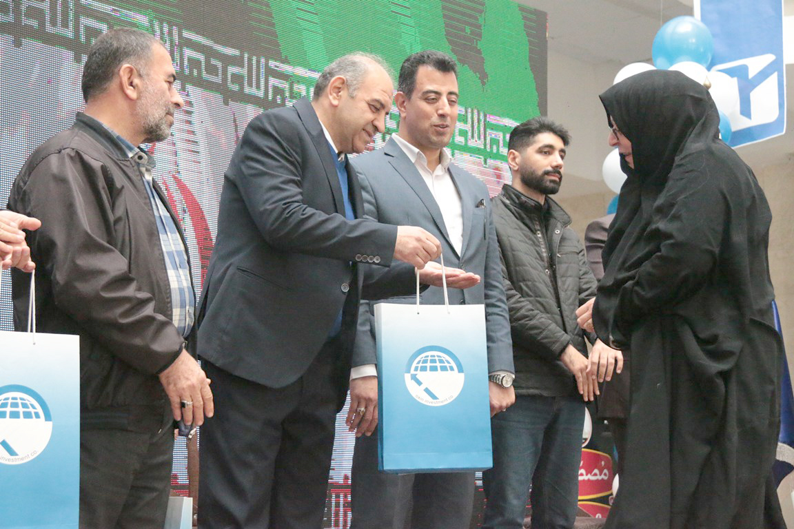 گروه اکسین برای پدران آملی سنگ تمام گذاشت