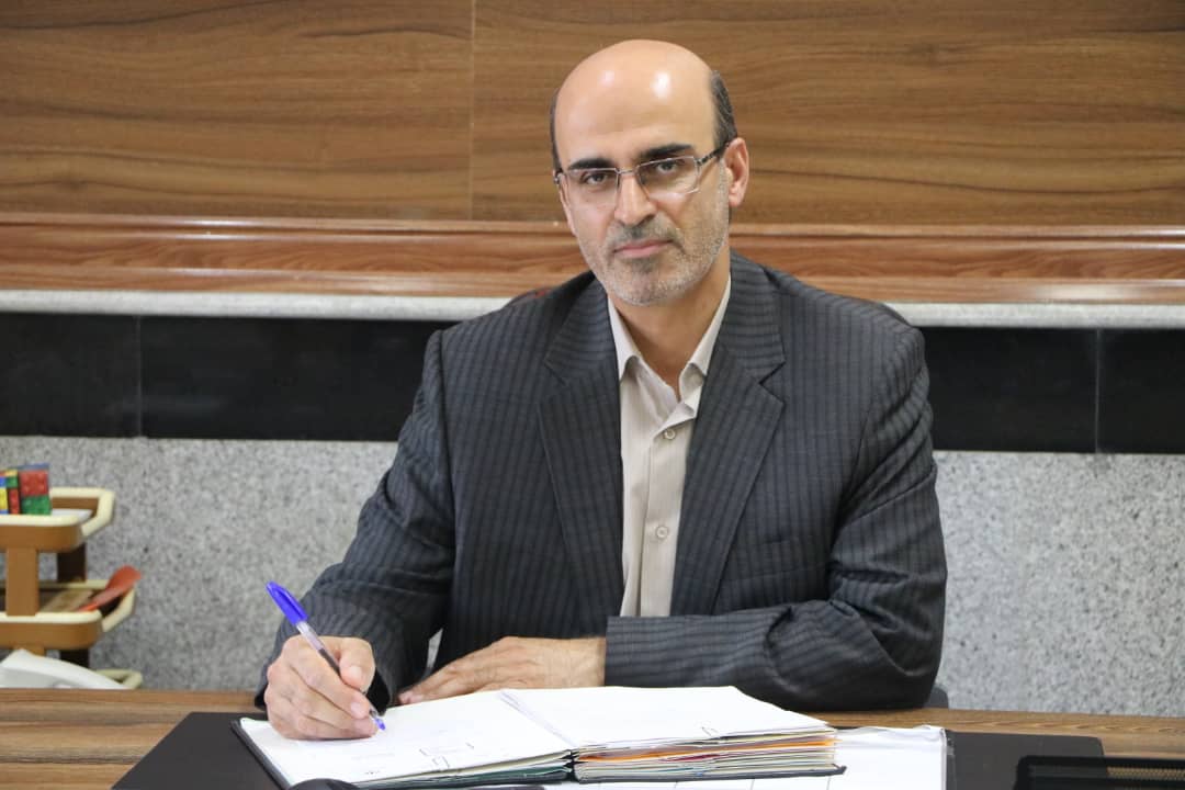 بازنشستگان سرمایههای دستگاه تعلیم و تربیت استان هستند