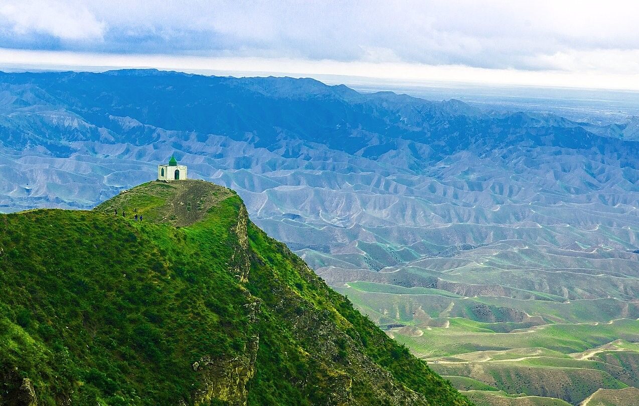 آرامگاه مردان آسمانی و خاستگاه اسب ترکمن