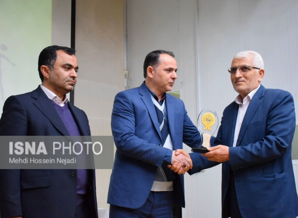 فاز دوم تجهیز ورزشگاه وحدت آستارا آغاز می‌شود