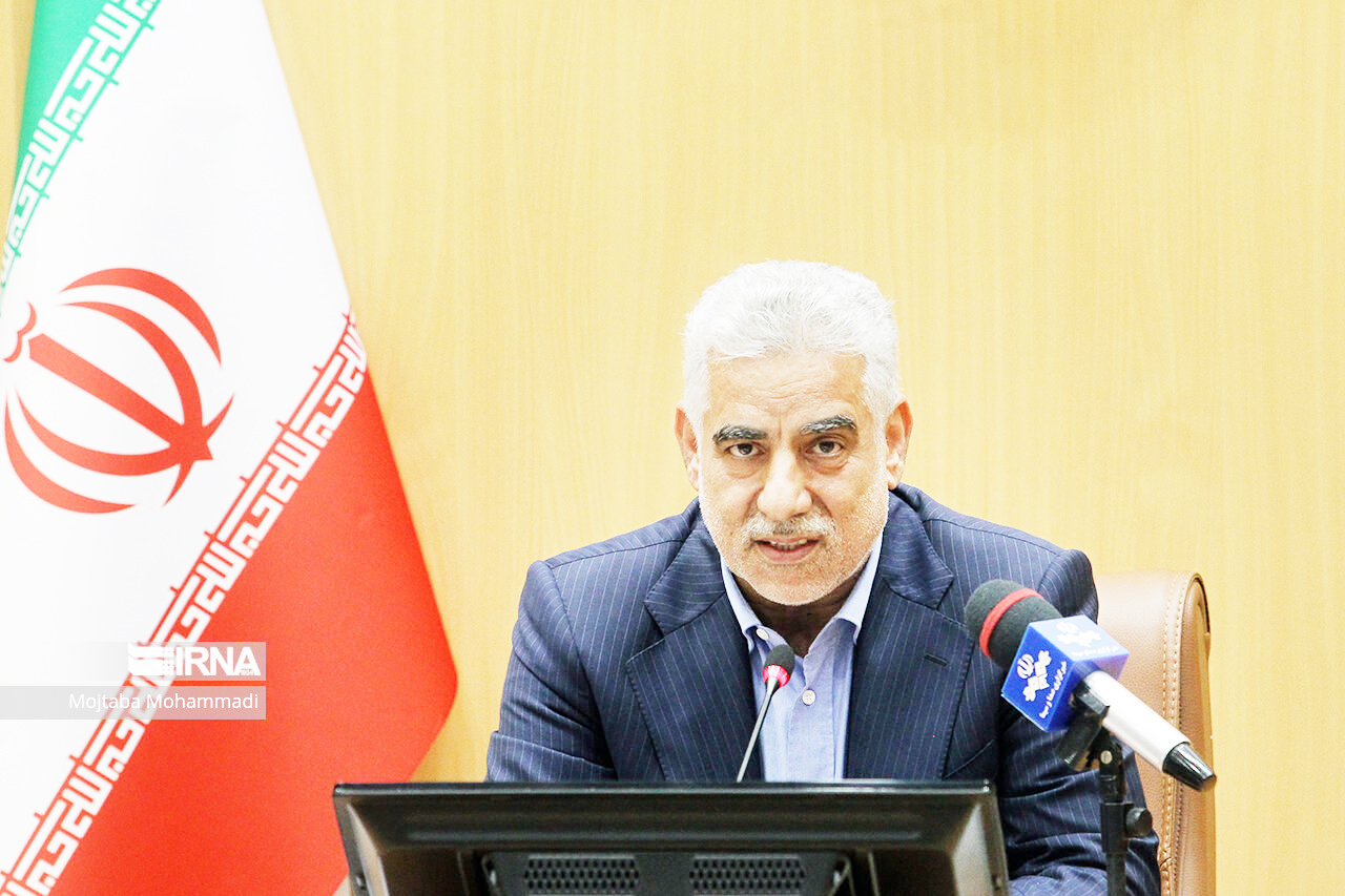 رسیدگی به امور خانواده شهدا  و جانبازان با همه ظرفیت در اختیار انجام شود