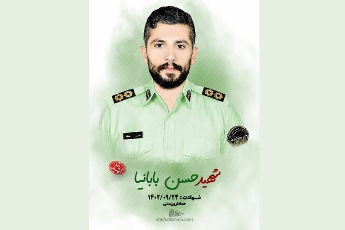 خنجر از پشت میزند دشمن