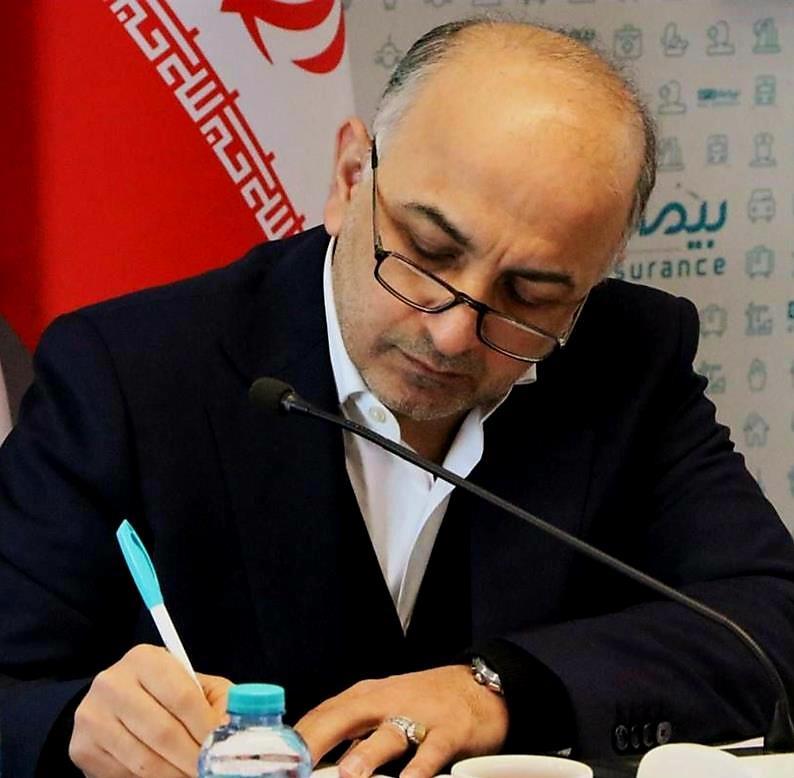 پیام مدیرعامل بیمه دی به مناسبت روز پزشک : پزشکان متعهد با دم مسیحایی ، مصداق آیه ۳۲ سوره مائده هستند