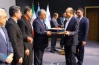تجلیل از 6 رئیس شعبه برتر بانک دی از سوی بانک مرکزی تجلیل از ۶ رئیس شعبه برتر بانک دی از سوی بانک مرکزی