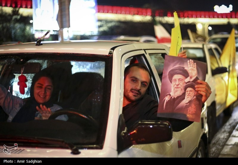بیعت رزمندگان و فرماندهان سپاه کربلا‌ی مازندران با رهبر جدید انقلاب