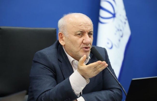 آقای پزشکیان! یونسی مدیر دولت وفاق نیست او دکترای نفاق دارد