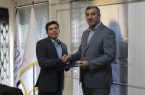 مدیری اقتصادی بدون حاشیههای سیاسی مدیری اقتصادی بدون حاشیههای سیاسی